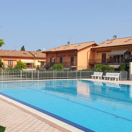 Casa Viola - Regarda Travel Λατζίζε